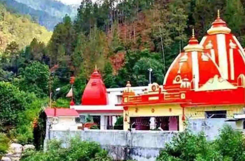  कैंची धाम : महाराज नीम करौली के दर्शन   मे उमड़ी भक्तों की भीड़