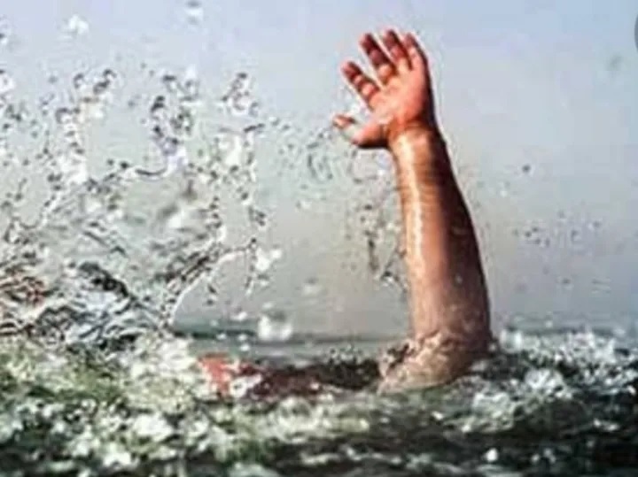  रुड़की में अचानक गंग नहर में कूदी डिग्री कॉलेज की छात्रा, तलाश में जुटी पुलिस