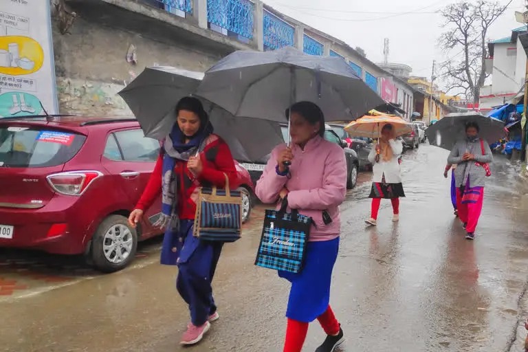  उत्तराखंड के लिए भारी साबित हो सकते हैं अगले चार दिन, इन जिलों  में भारी बारिश का अलर्ट जारी!