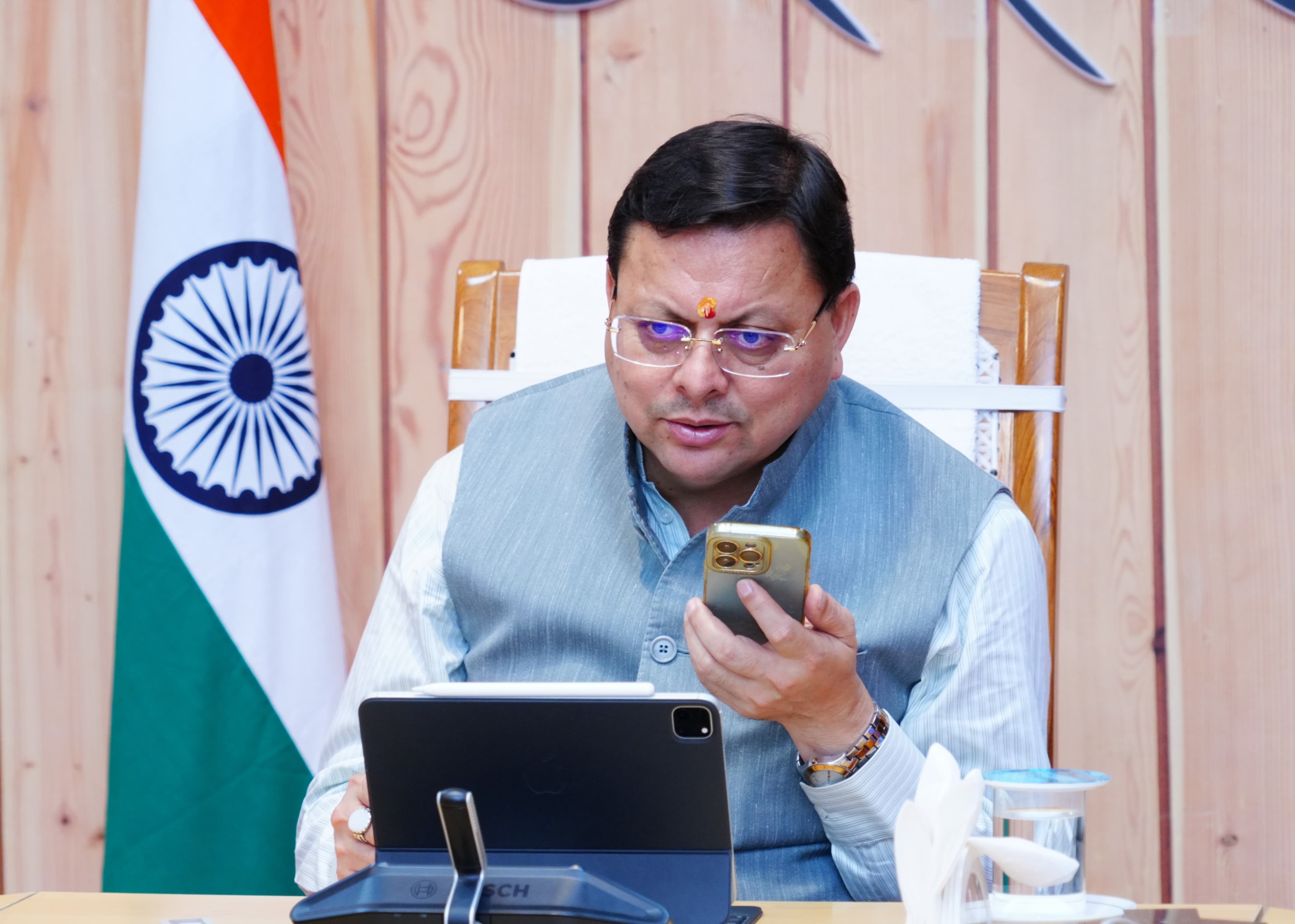 मुख्यमंत्री धामी ने की बारिश को लेकर सतर्क रहने की अपील
