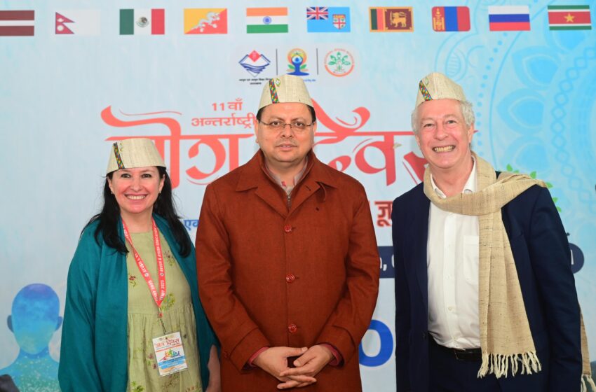  मुख्यमंत्री  धामी ने विदेशी मेहमानों का भराड़ीसैंण में किया स्वागत