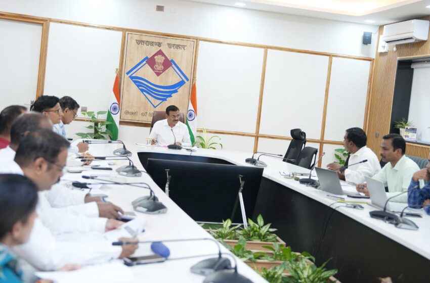 केंद्र द्वारा निर्देशित और अपेक्षित कार्यक्रमों व योजनाओं के क्रियान्वयन में तेजी लाएं: मुख्य सचिव