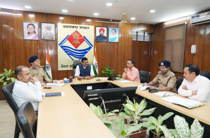  मुख्य सचिव ने की धार्मिक स्थलों की सुरक्षा को लेकर  अधिकारियों के साथ बैठक