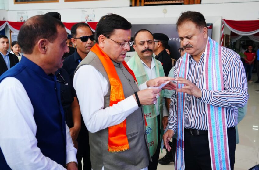  स्वदेशी को बढ़ावा देने और नई GST दरों के प्रचार हेतु CM धामी का बाजार भ्रमण