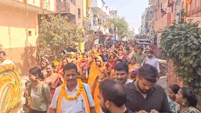 हरिद्वार: आज से छठ पर्व का शुभांरभ,महिलाओं ने निकाली  कलश यात्रा