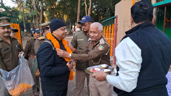  देहरादून: “जंगल सफारी सीज़न की शुरुआत: खुल गए राजाजी की सभी रेंज के गेट”