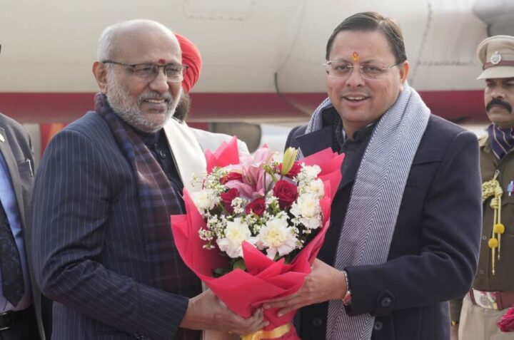 उत्तराखंड पहुंचे उपराष्ट्रपति सी.पी. राधाकृष्णन, CM धामी ने किया स्वागत