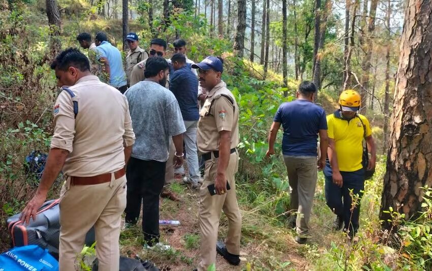  उत्तराखंड के नैनीताल में बड़ा हादसा, खाई में गिरी कार; यूपी के पांच लोगों की मौत