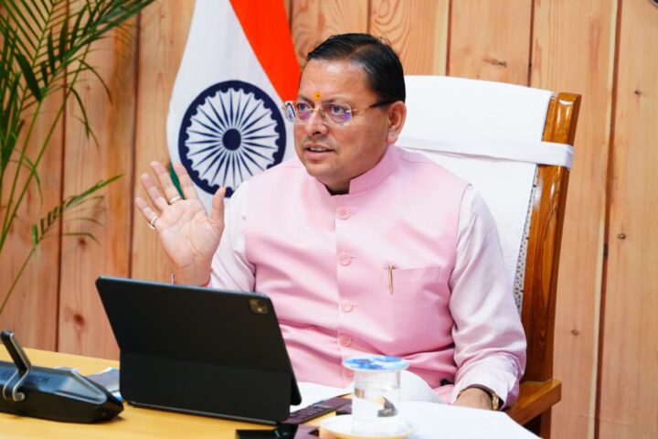 मुख्यमंत्री धामी ने वनाग्नि नियंत्रण, पेयजल, स्वास्थ्य एवं मानसून तैयारियों की समीक्षा की