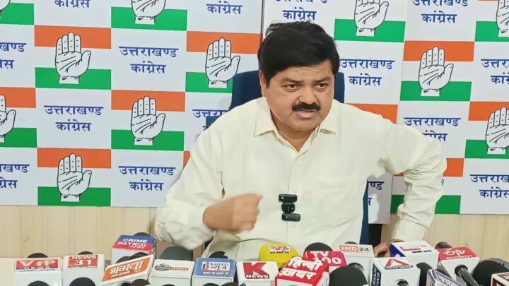 बद्रीनाथ चढ़ावा चोरी पर कांग्रेस का बड़ा हमला, गोदियाल का दावा-प्रमोद नौटियाल को BKTC अध्यक्ष देते थे आदेश