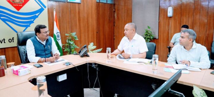 केदारनाथ पुनर्निर्माण व बदरीनाथ मास्टर प्लान कार्यों की समीक्षा…