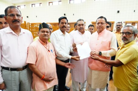 मुख्यमंत्री धामी ने जन समस्याओं के त्वरित एवं समयबद्ध समाधान के दिए निर्देश